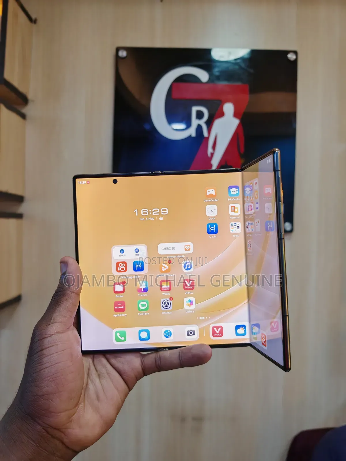 Huawei Mate XT Ultimate Design 1 TB Red