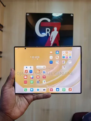 Huawei Mate XT Ultimate Design 1 TB Red