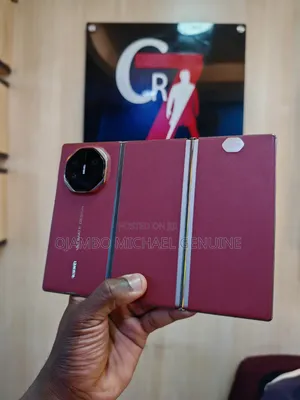 Huawei Mate XT Ultimate Design 1 TB Red