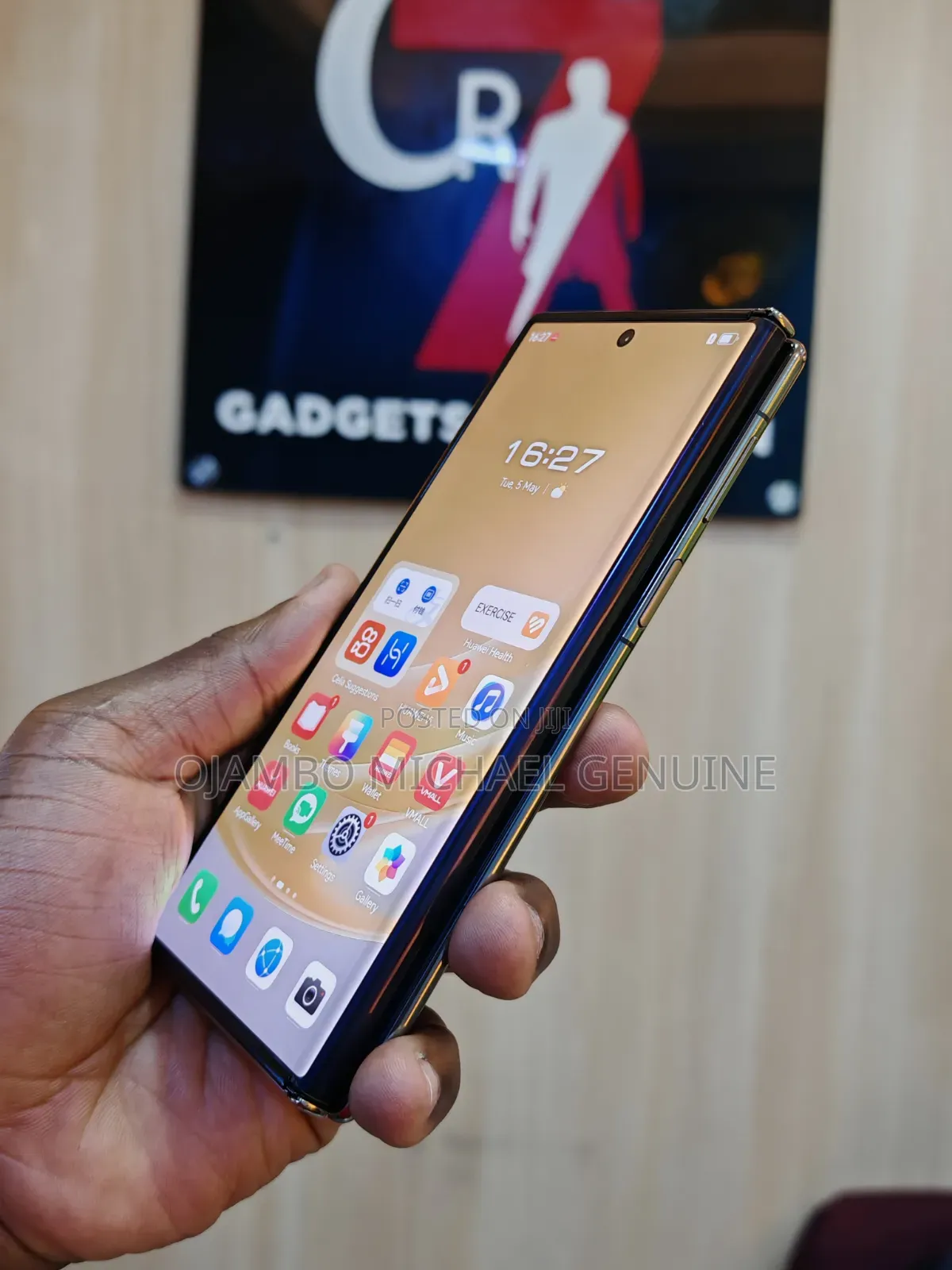 Huawei Mate XT Ultimate Design 1 TB Red