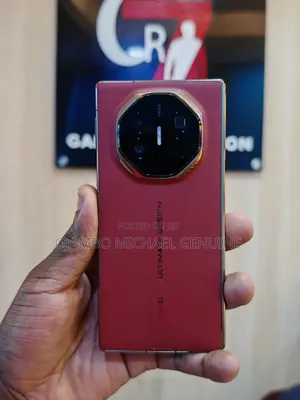 Huawei Mate XT Ultimate Design 1 TB Red