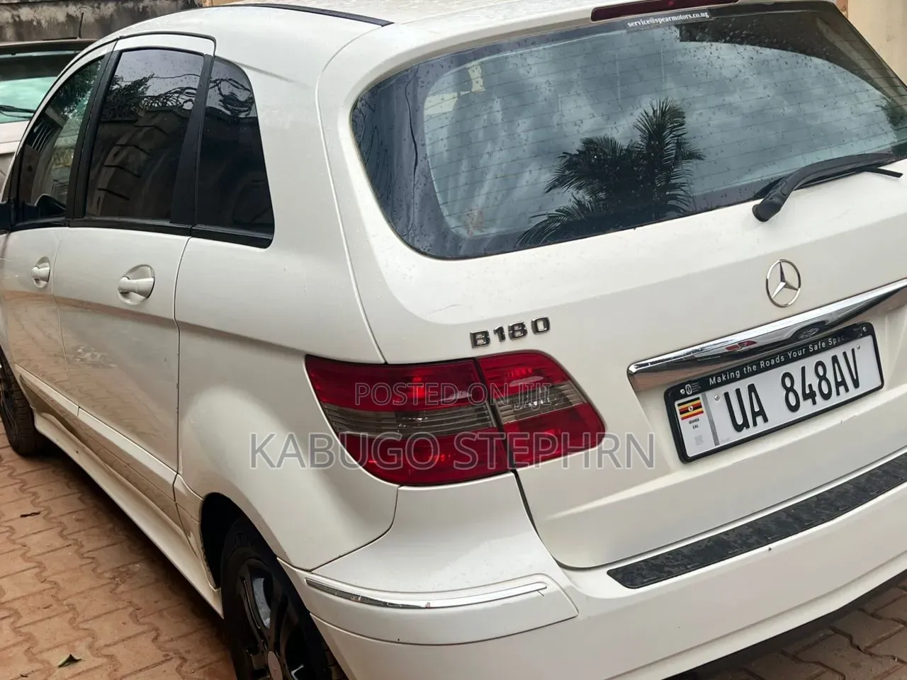 Marceds Benz B180