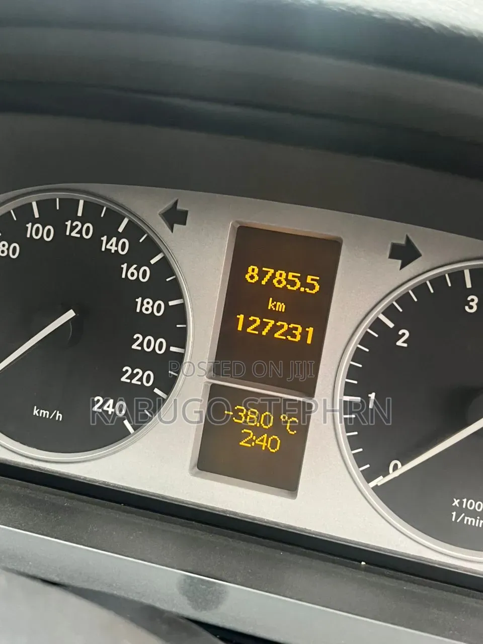 Marceds Benz B180