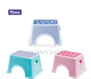 Momeasy Portable Antislip Kids Step Stools