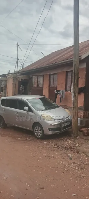2bdrm House in Kigobe, Rubaga for sale
