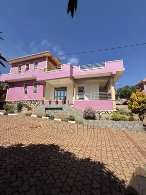 3bdrm Townhouse / Terrace in Bwebajja, Central Division for rent