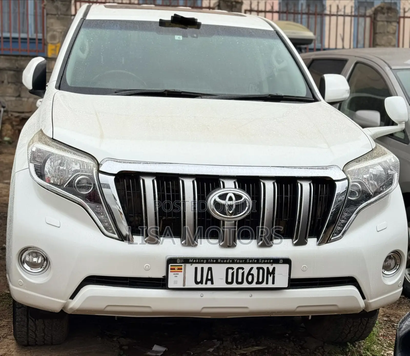 Toyota Land Cruiser Prado 2017 White