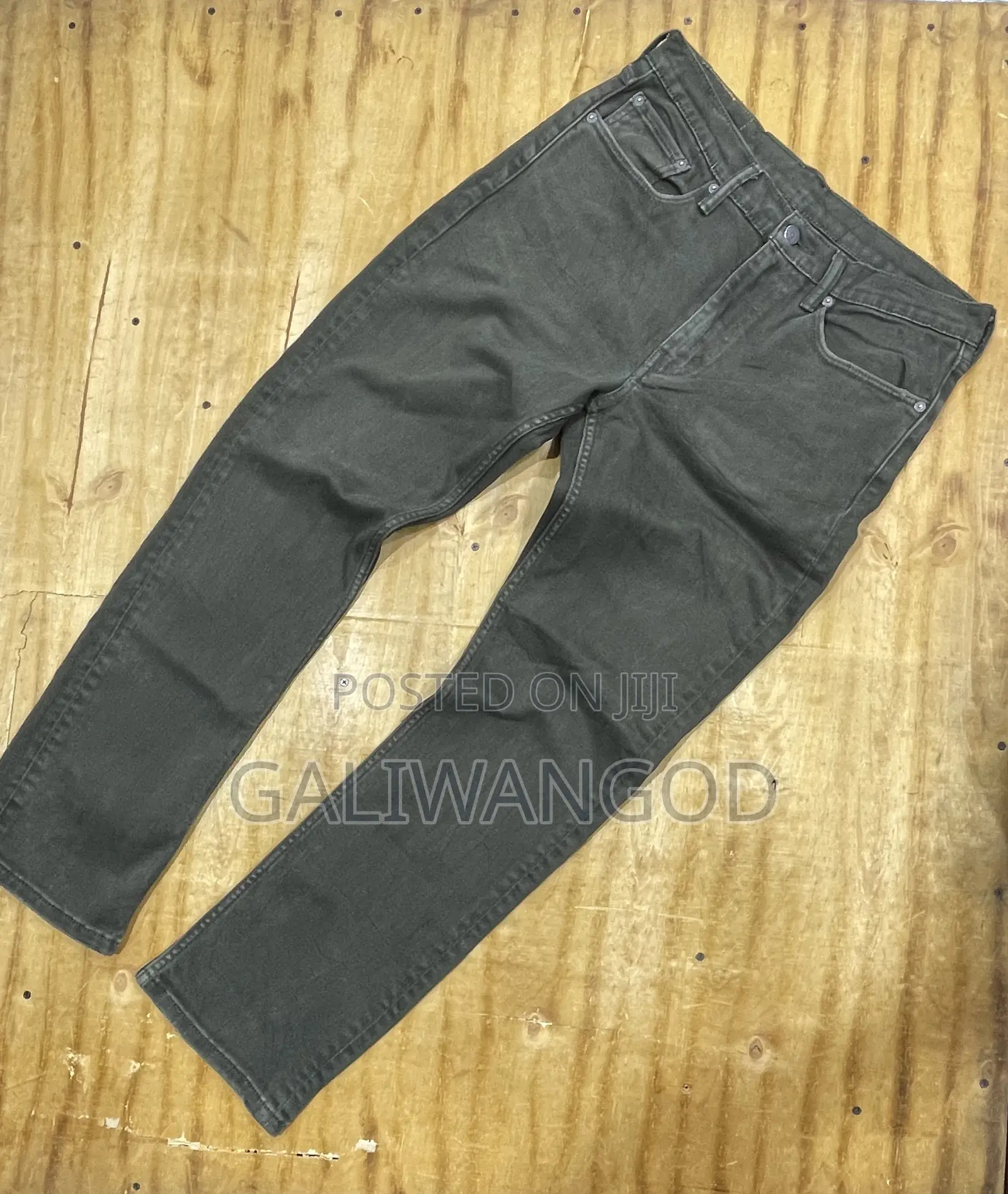 Buggy Jeans