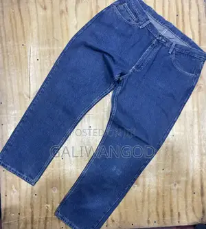 Buggy Jeans