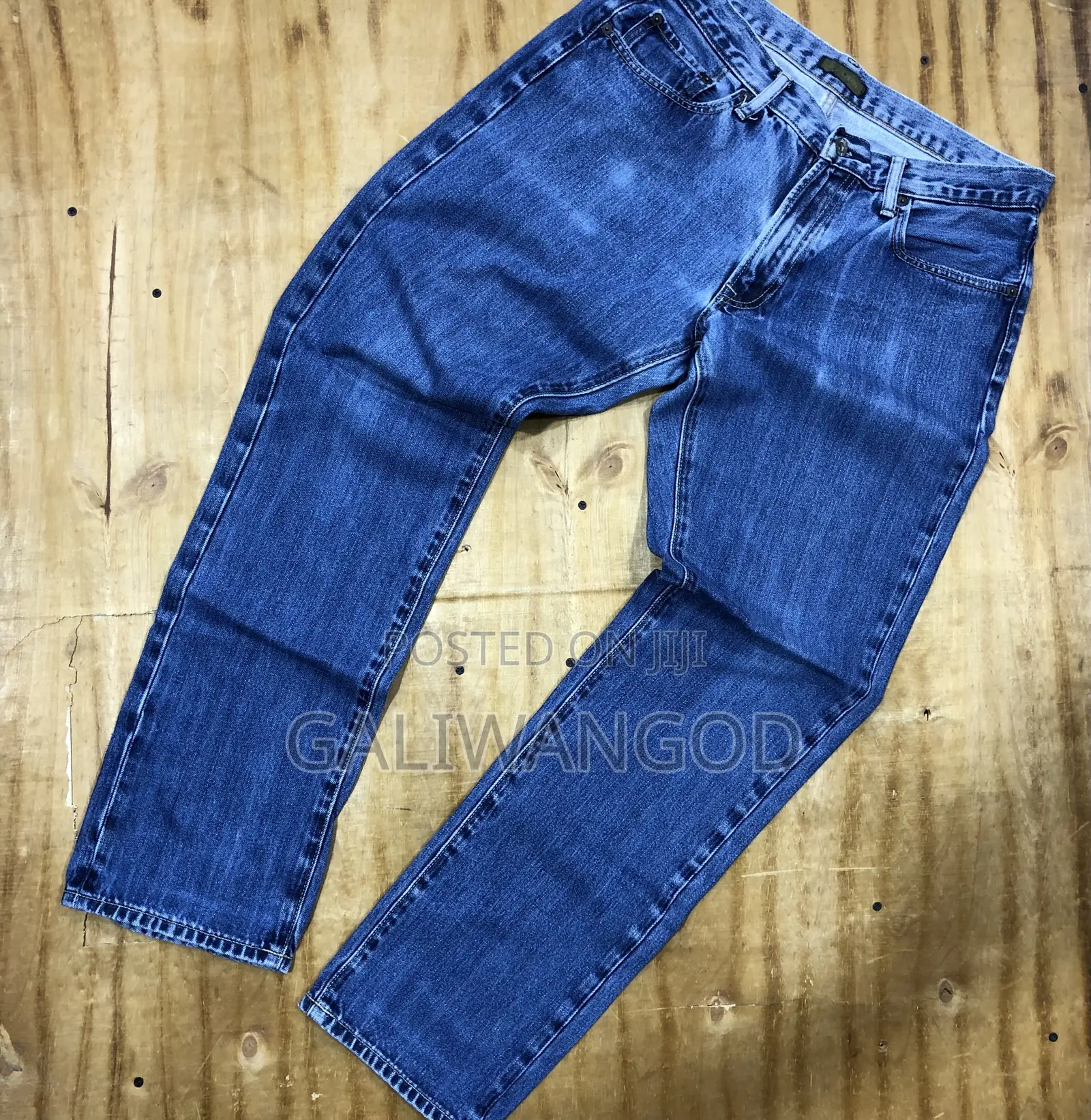 Buggy Jeans
