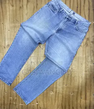 Buggy Jeans
