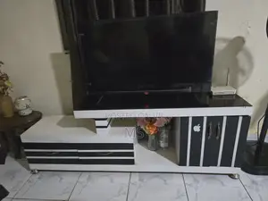 Tv Stand With Glass Top
