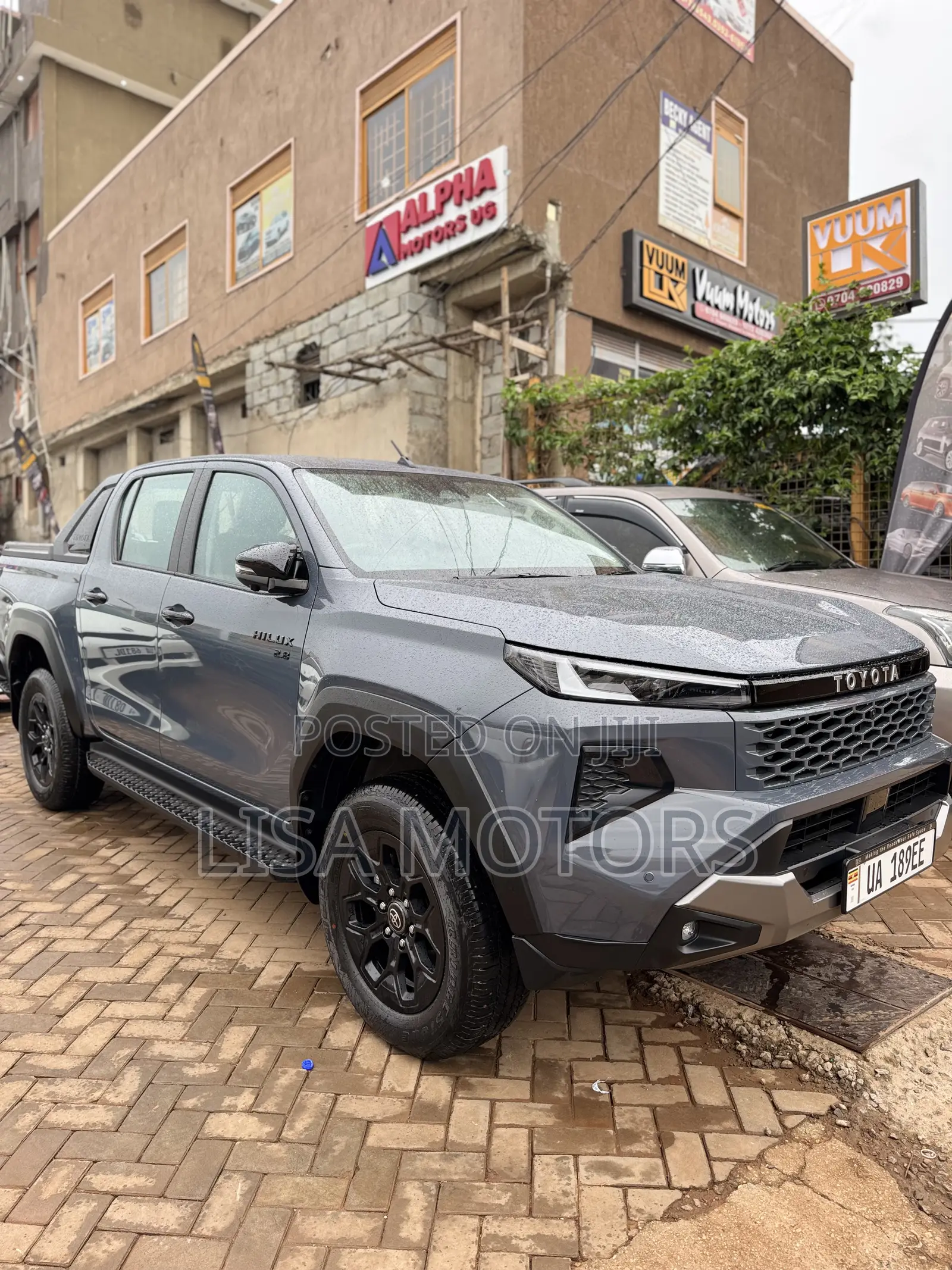 New Toyota Hilux 2024 Gray