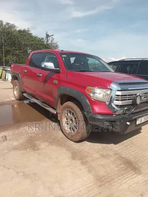 Toyota Tundra 1794 4dr CrewMax 4WD SB (5.7L 8cyl 6A) 2015 Red