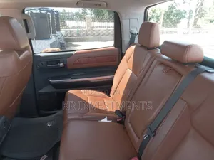 Toyota Tundra 1794 4dr CrewMax 4WD SB (5.7L 8cyl 6A) 2015 Red