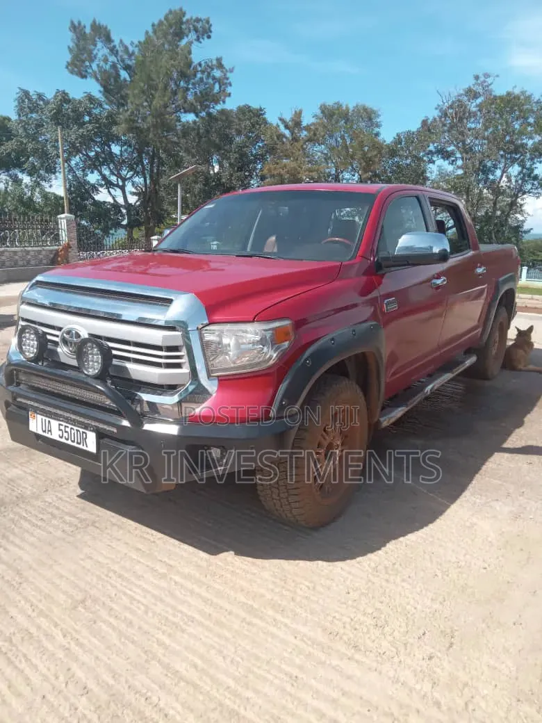 Toyota Tundra 1794 4dr CrewMax 4WD SB (5.7L 8cyl 6A) 2015 Red