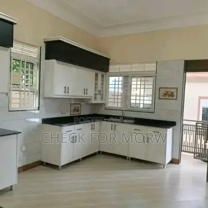 4bdrm Apartment in Kansanga, Makindye for rent