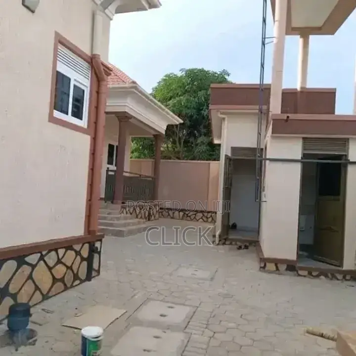 4bdrm Apartment in Kansanga, Makindye for rent