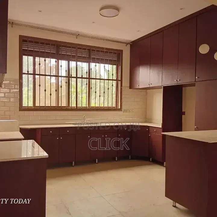 3bdrm Apartment in Buziga, Makindye for rent