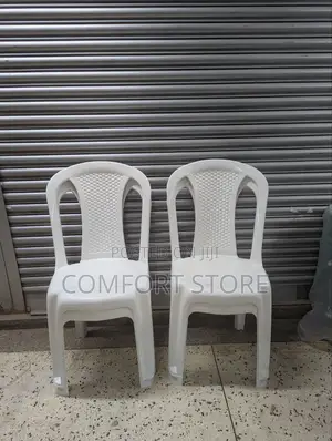 White Comfortable Plastic Chairs