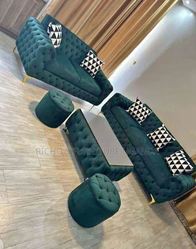 Modern Sofa Set