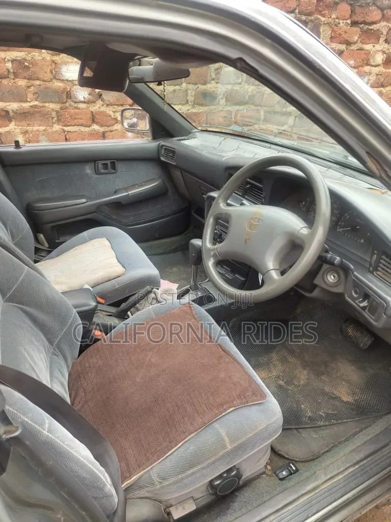 Toyota Corona 1993 Gray