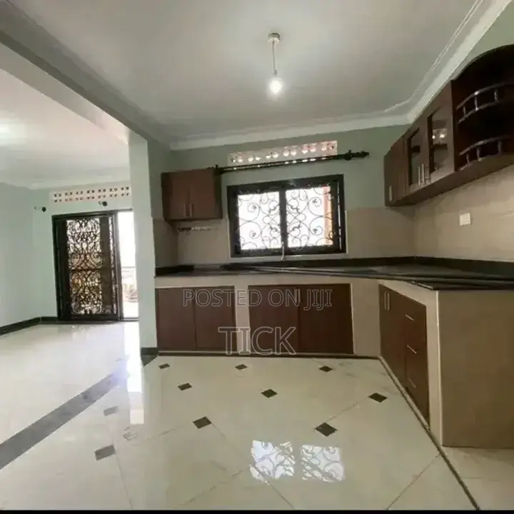 2bdrm Apartment in Bunga, Makindye for rent