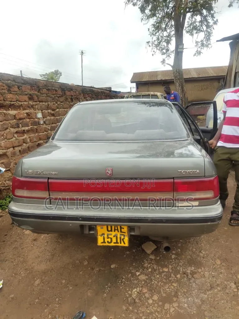 Toyota Corona 1993 Gray