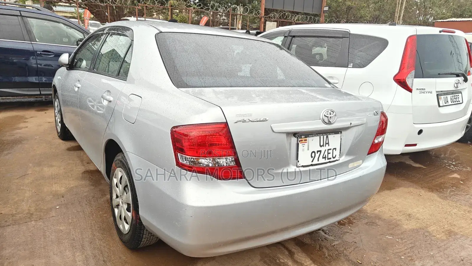 Toyota Axio 2011 Silver