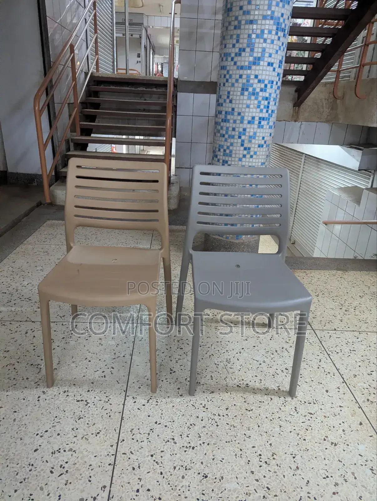 Fine Plastic Dinner Chairs