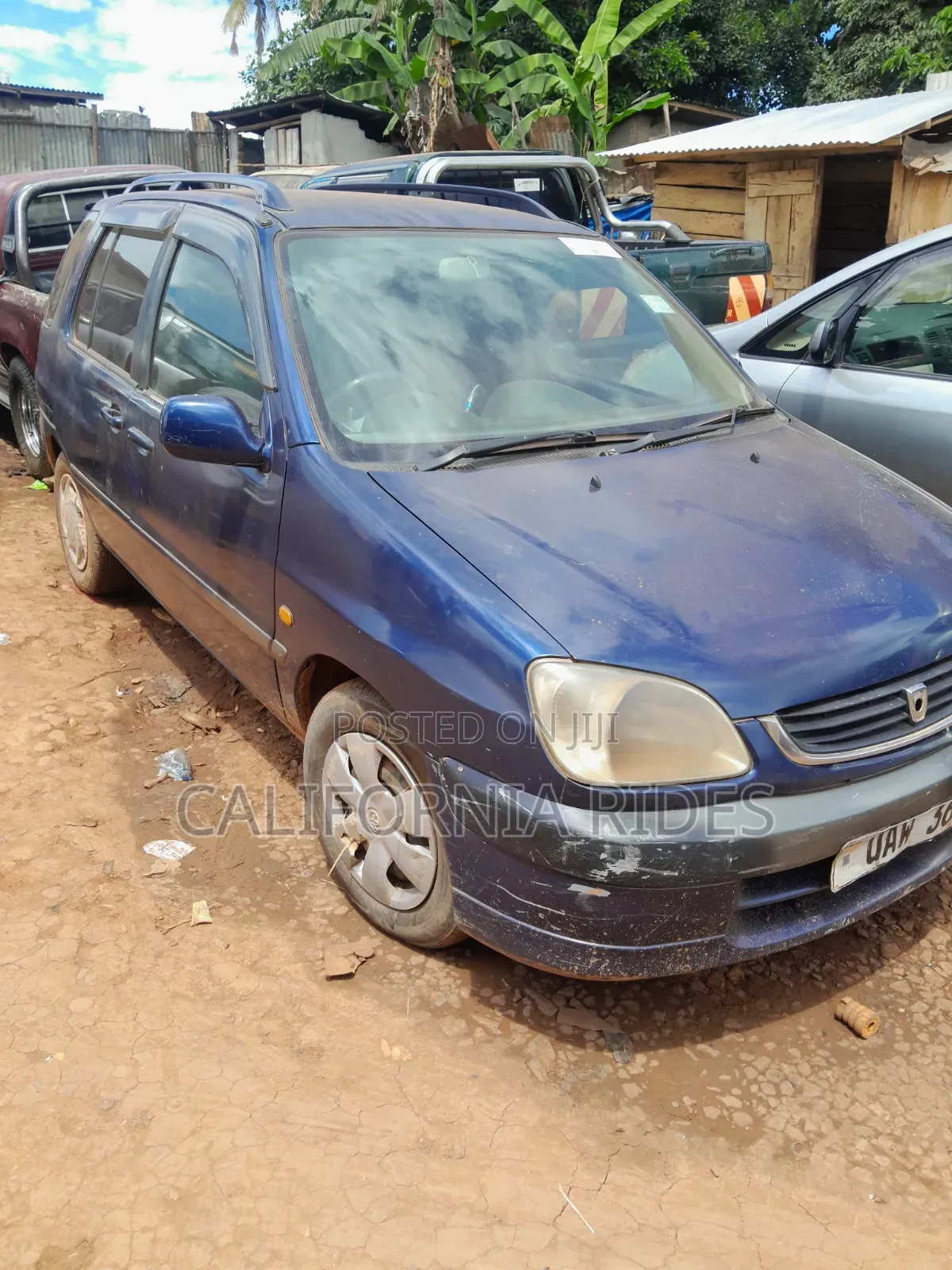 Toyota Raum 1999 Blue