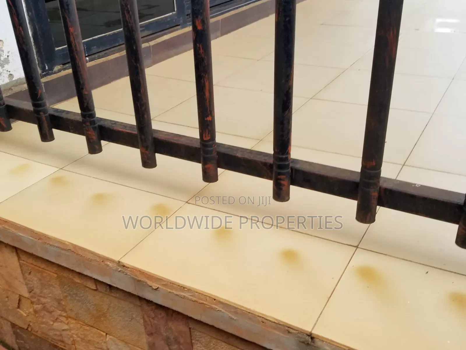 Furnished 2bdrm House in Central Division for sale