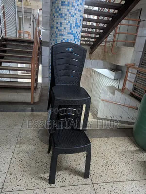 Plastic Black Restaurant Chairs