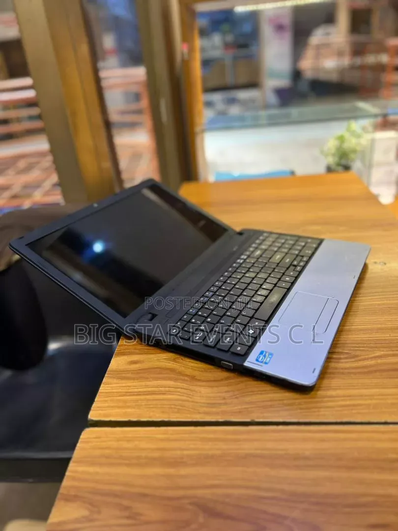 Laptop Acer Aspire 1 A114-31 4GB Intel Core i3 HDD 500GB