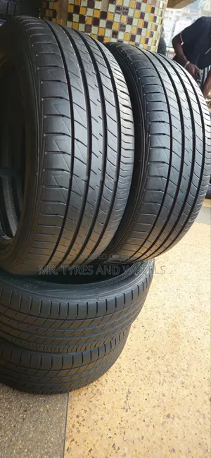 225 45 R17 Dunlop Original Tires 4rm Japan Just Call 4rm Ur Office .