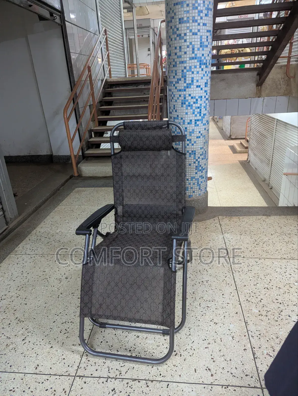 Portable Folding Height Adjustable Chair