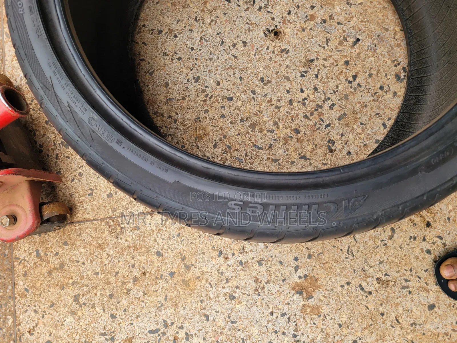 275 30 Zr20 Only 2 Tires in Achilles Left So Cam Take Them for Ur Car.