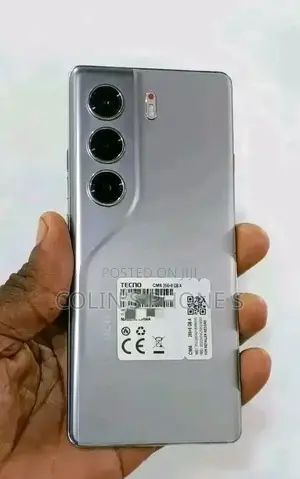 New Tecno Camon 40 Pro 4G 256 GB Silver