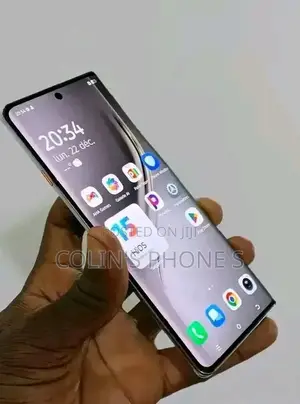 New Tecno Camon 40 Pro 4G 256 GB Silver