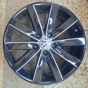 Size 17 for Vw in Black and White Color in a Gd Disney Cam We Swap.