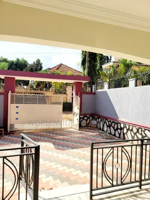 Furnished 3bdrm House in Central Division for sale