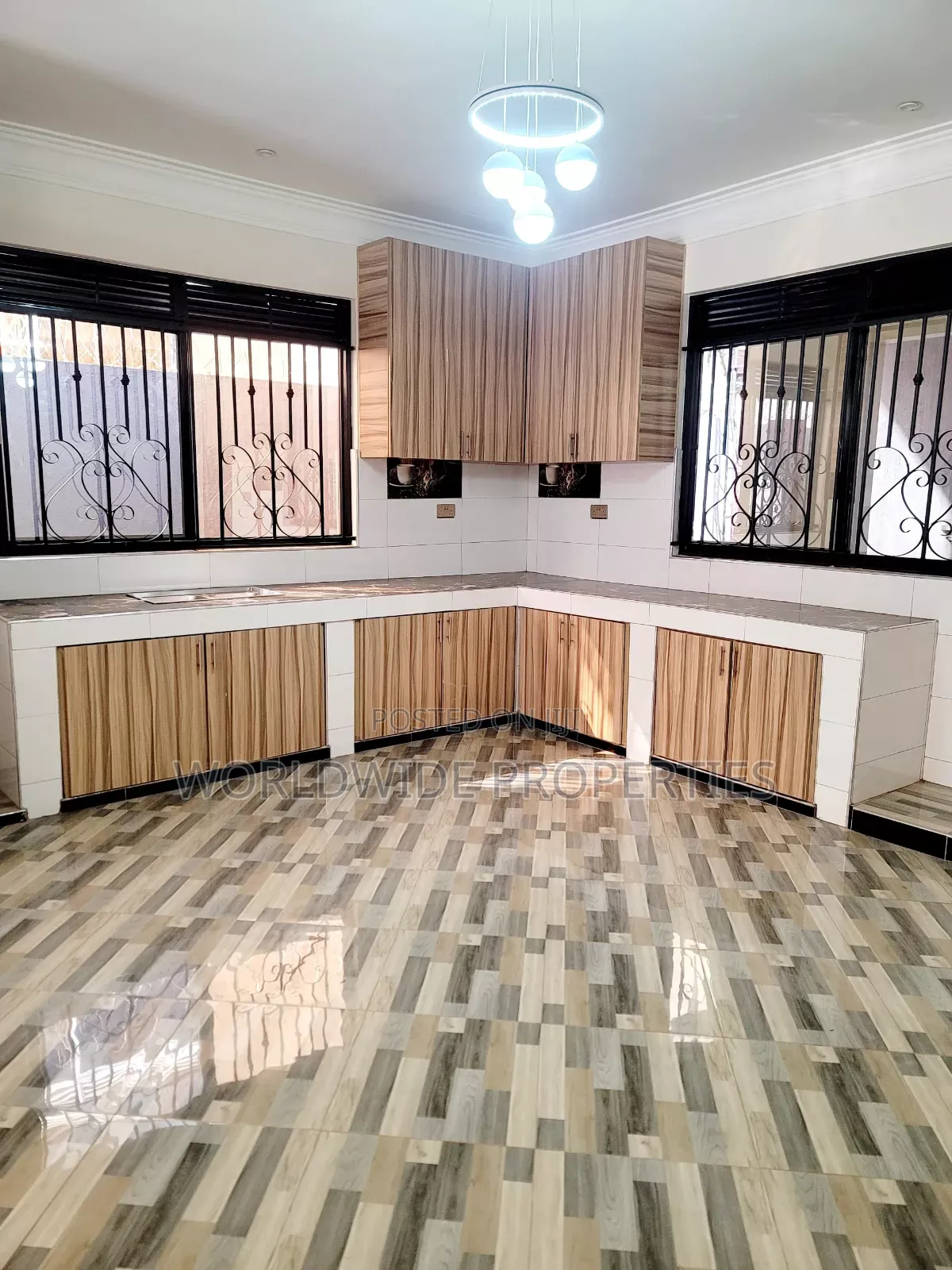 Furnished 3bdrm House in Central Division for sale
