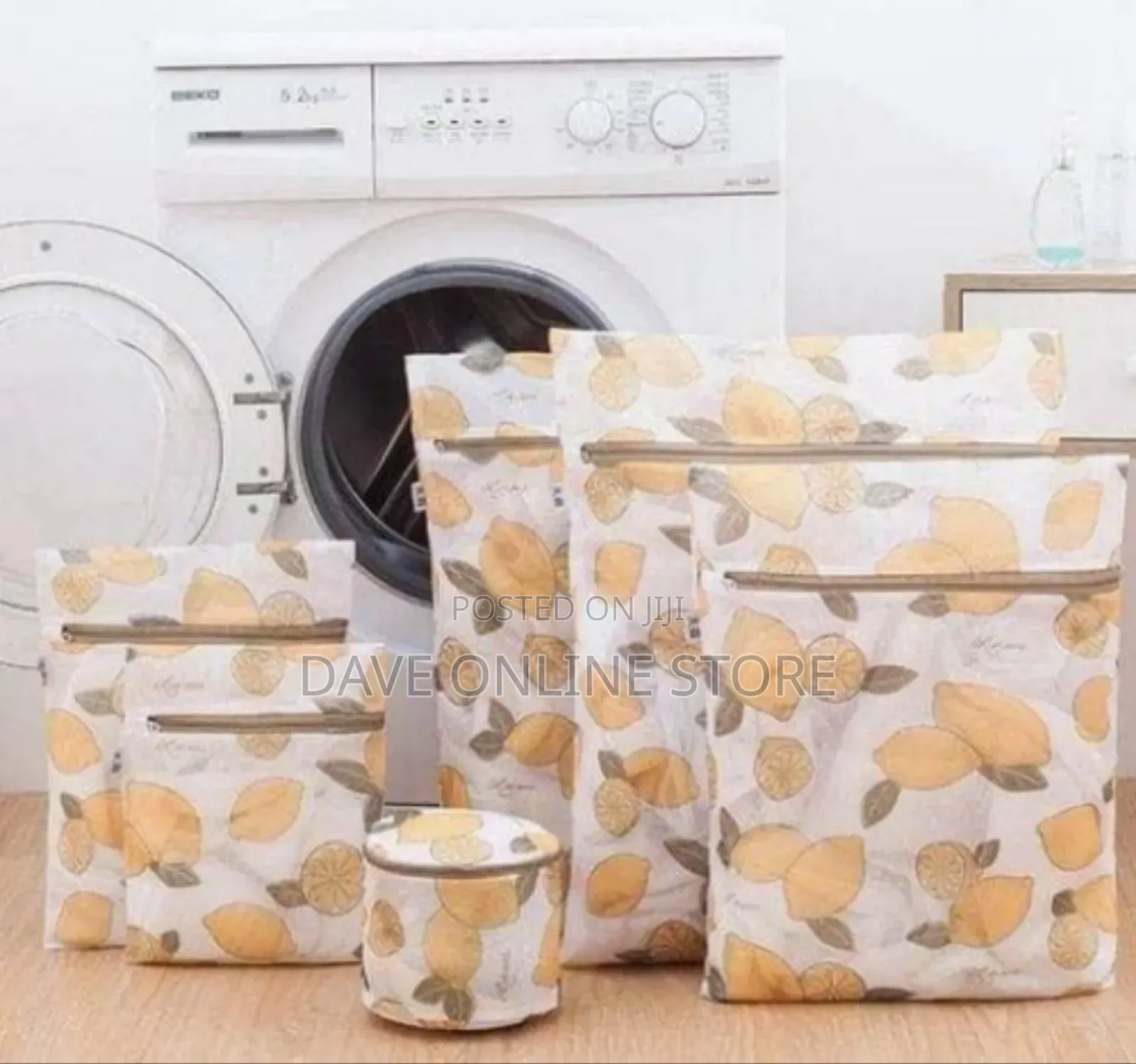 Set of 6 Mesh Laundry Bags - Multicolor
