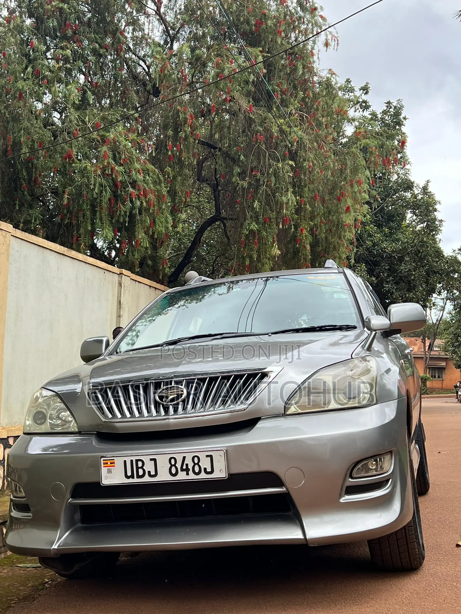 Toyota Harrier 2012 Silver