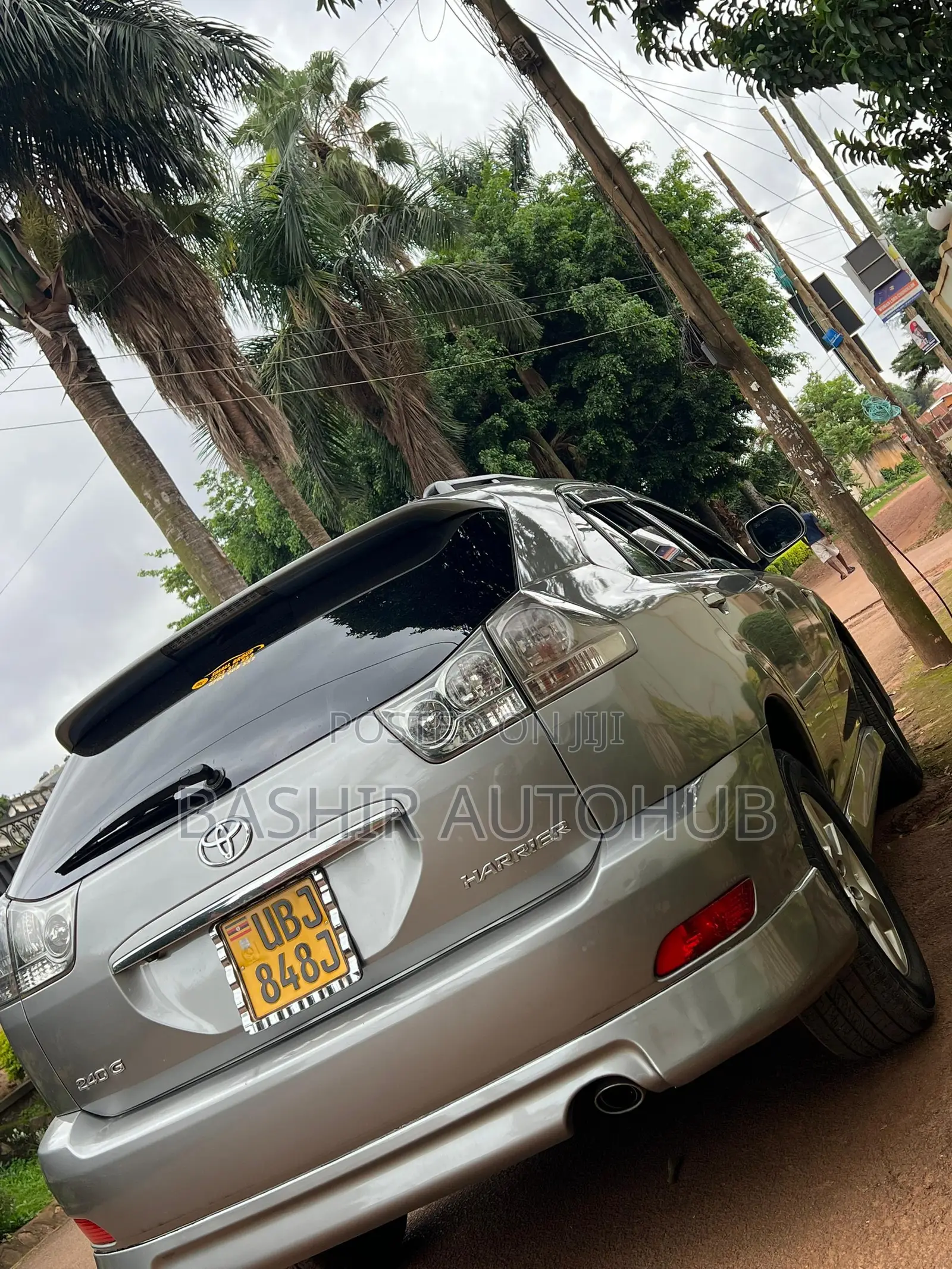 Toyota Harrier 2012 Silver