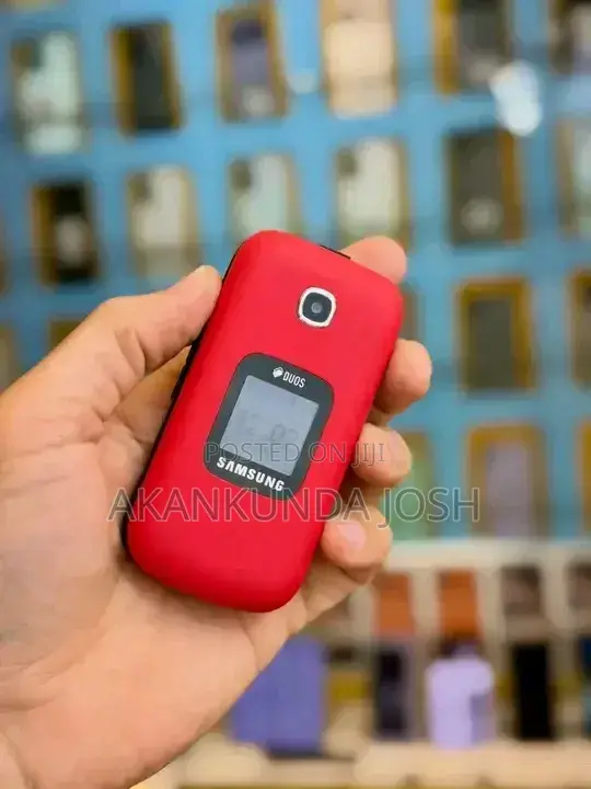 New Samsung Chat 322 Wi Fi Red