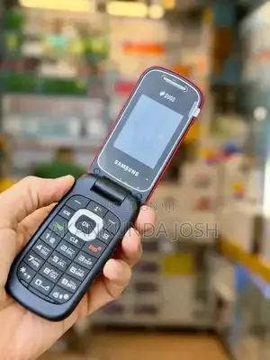 New Samsung Chat 322 Wi Fi Red