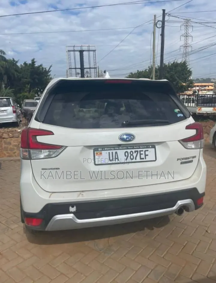 Subaru Forester 2018 White