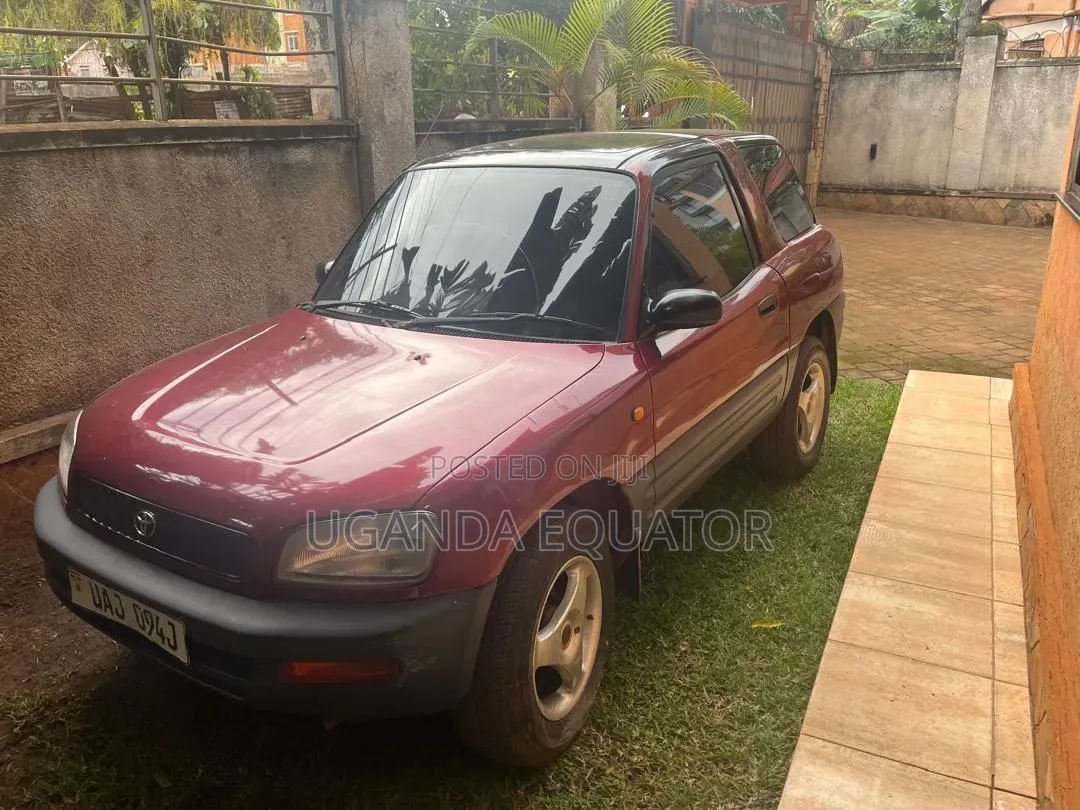 Toyota RAV4 1994 Red