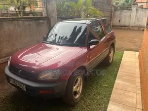 Toyota RAV4 1994 Red